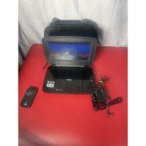 RCA DRC99392 Portable DVD Player 9" Remote AC & DC Power Cords Box Tested Works